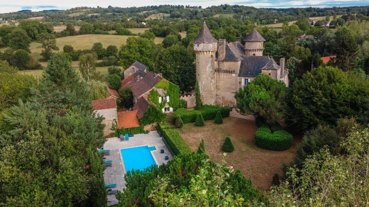 Chateau Garinie 15Th Century Medieval Castle In The South Of France Lugan  Экстерьер фото